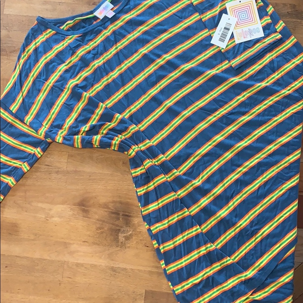 Lularoe Irma Top size S
